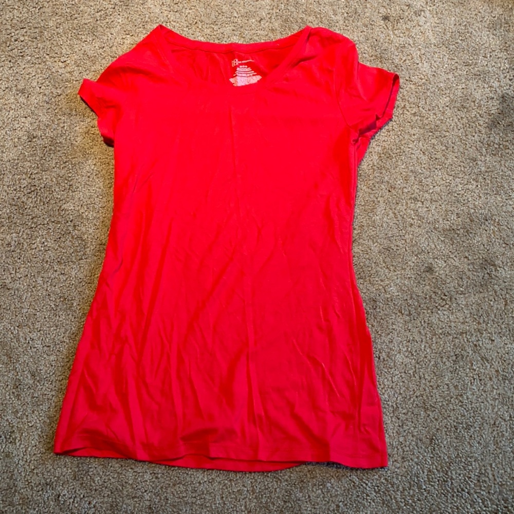 women’s tshirt